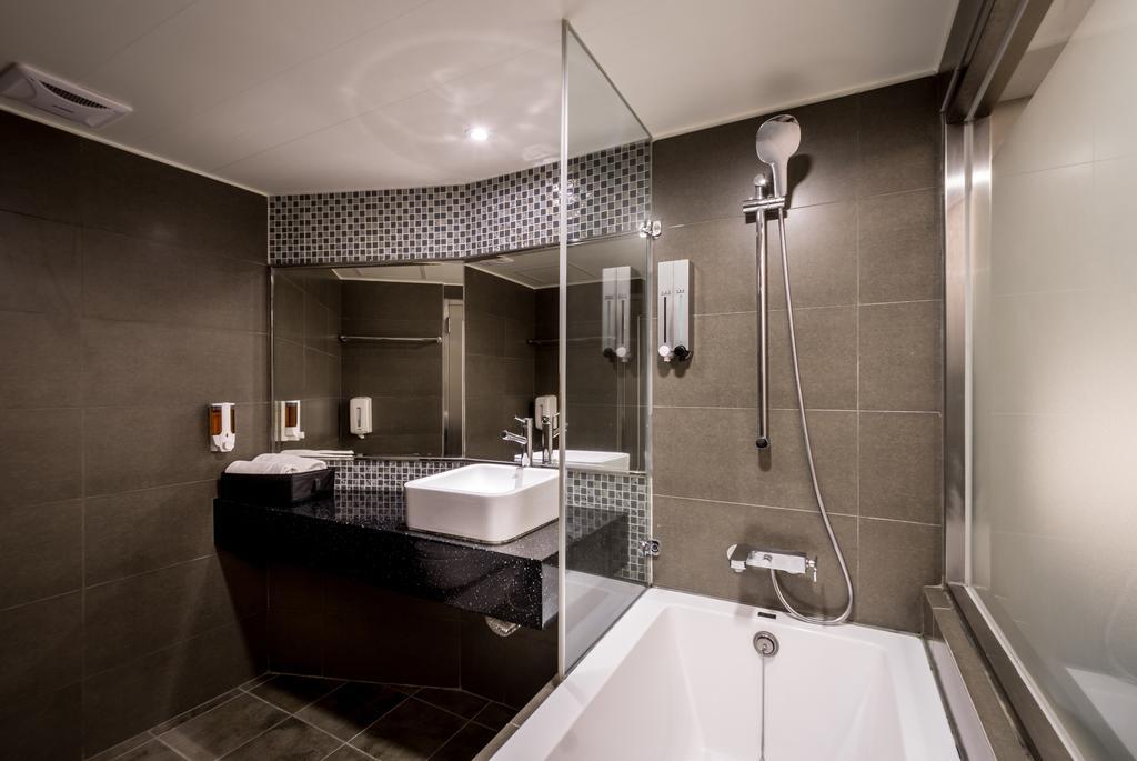 Royal Garden Hotel Tajpej Zewnętrze zdjęcie