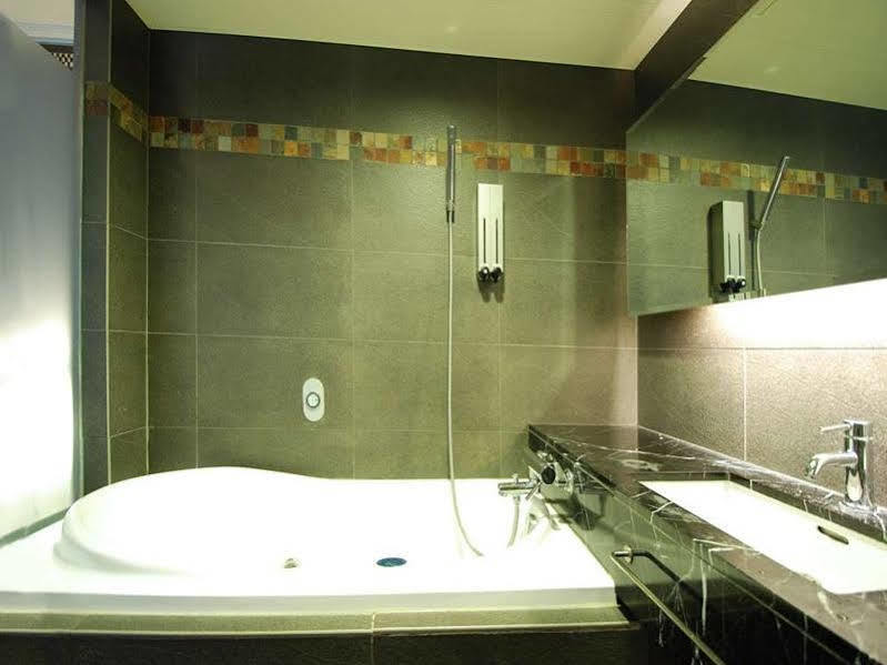 Royal Garden Hotel Tajpej Zewnętrze zdjęcie